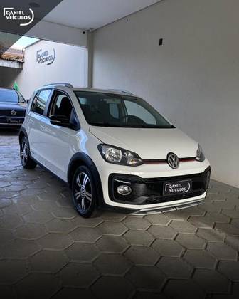 VOLKSWAGEN UP 1.0 170 TSI TOTAL FLEX XTREME 4P MANUAL